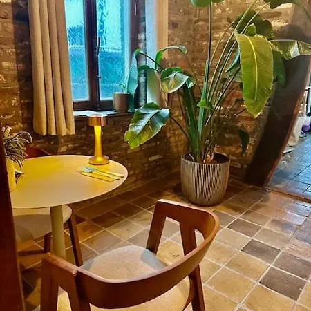 1691 Bed & Breakfast 3*